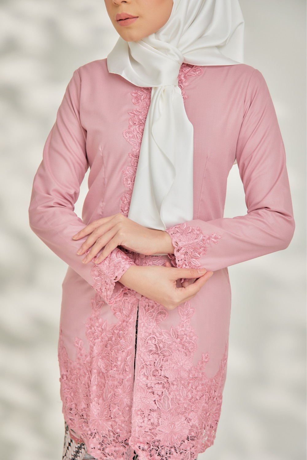 Sarimah Kebaya Top - Soft Pink
